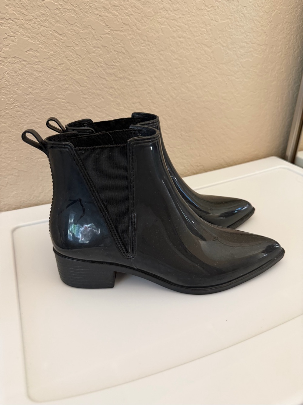 Women's Black Pointed Toe Rain Boots